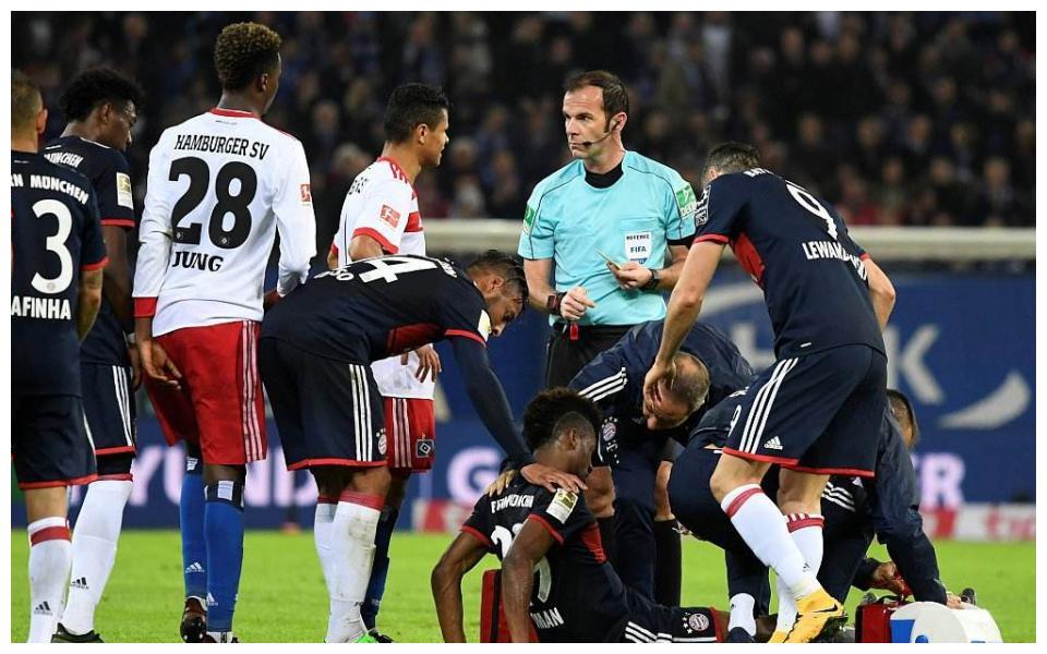 红牛车队完胜索伯车队，塞恩斯状态火热