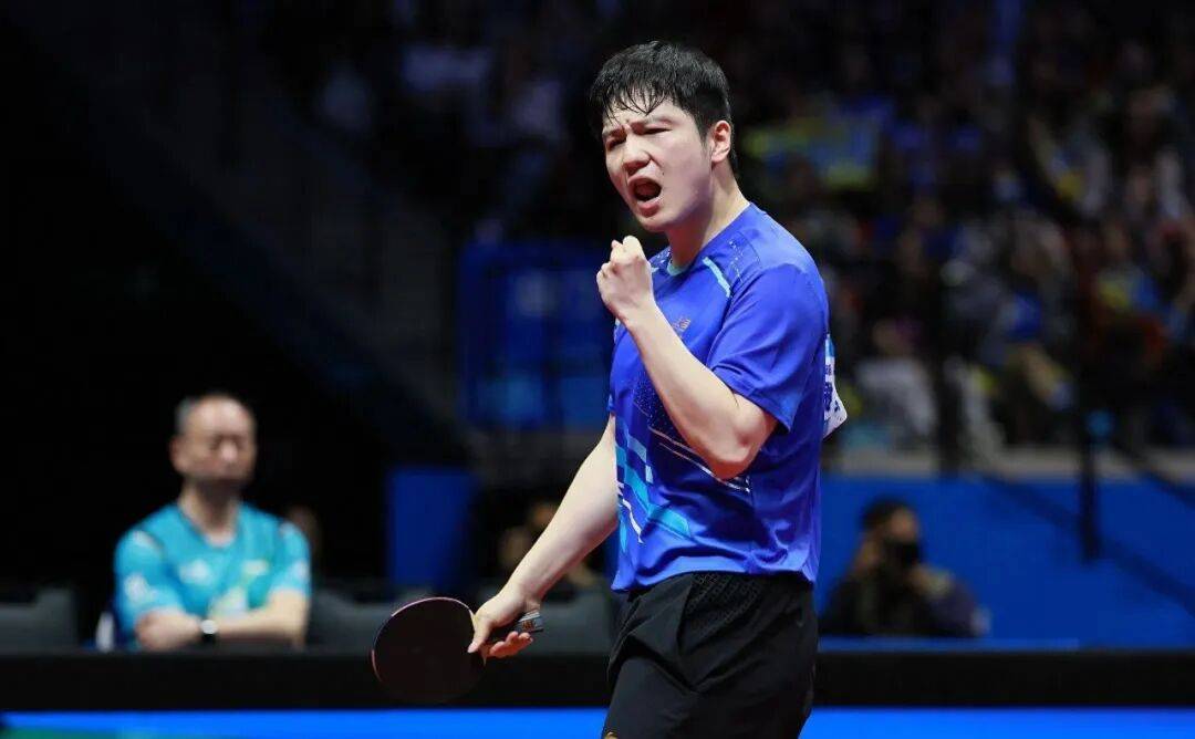 中国队力克英格兰队,樊振东状态火热 中国队力克英格兰队,樊振东状态火热