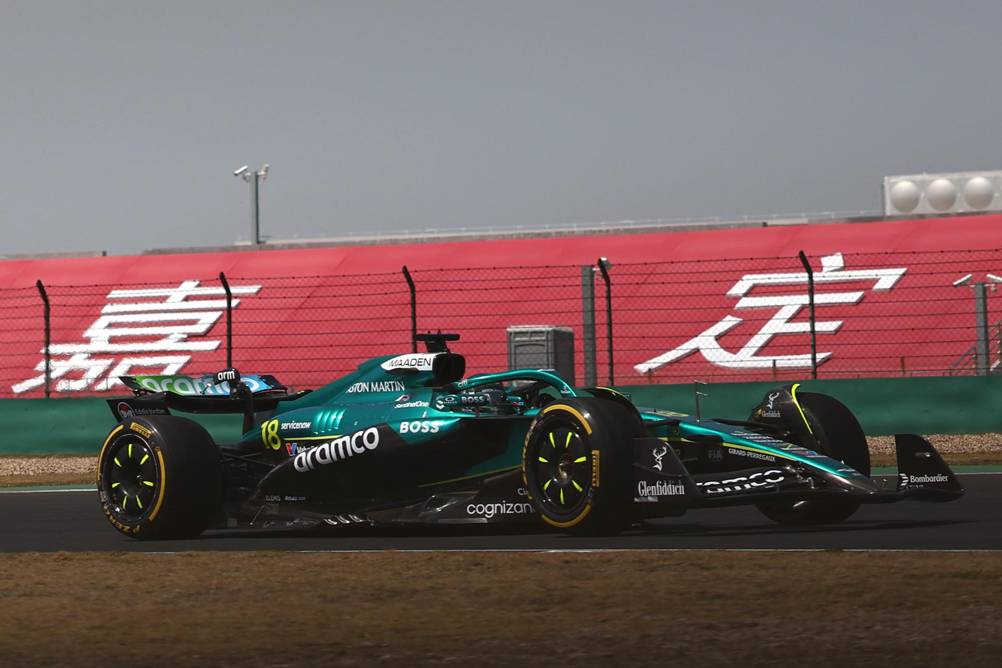 阿斯顿马丁险胜索伯车队,塞恩斯关键制胜 阿斯顿马丁险胜索伯车队,塞恩斯关键制胜