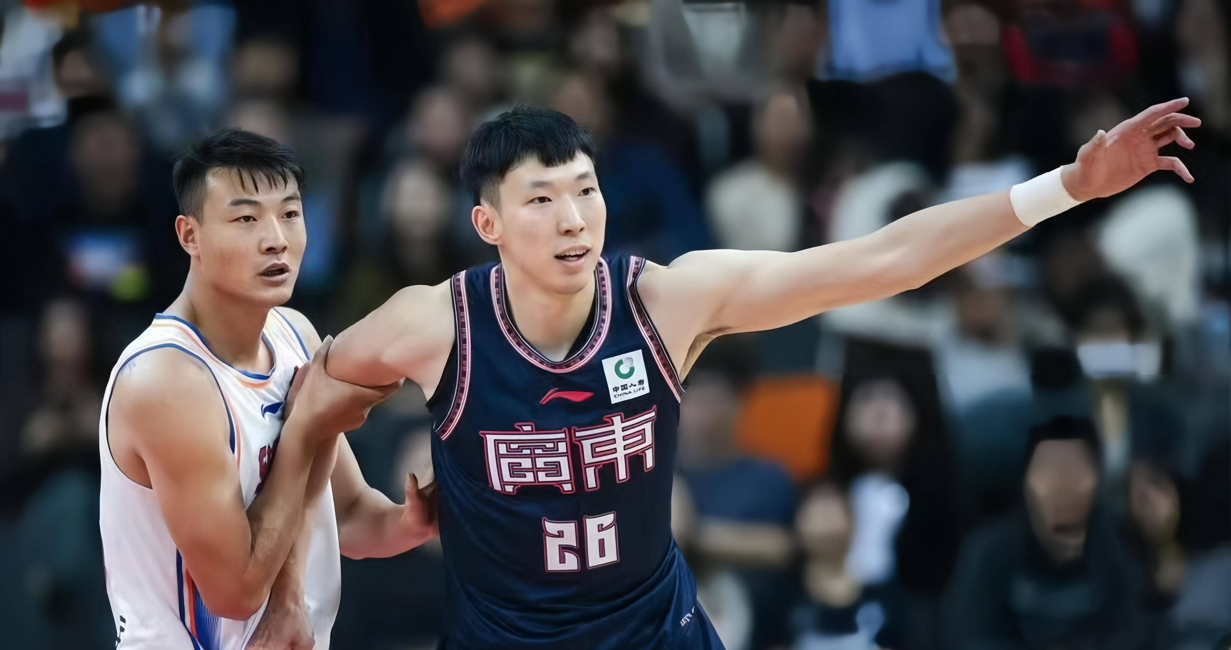 篮网轻取山东队，周琦统治全场