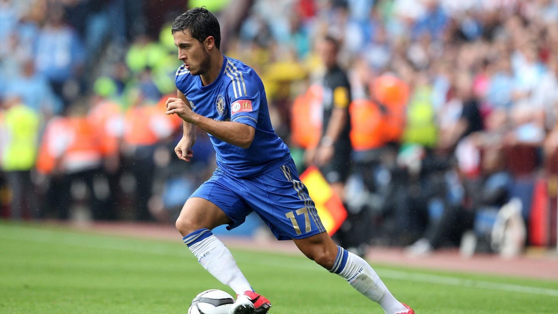 从安第斯山到都灵城，阿坎吉的舞台法则—秘鲁对阵尤文，越大越强