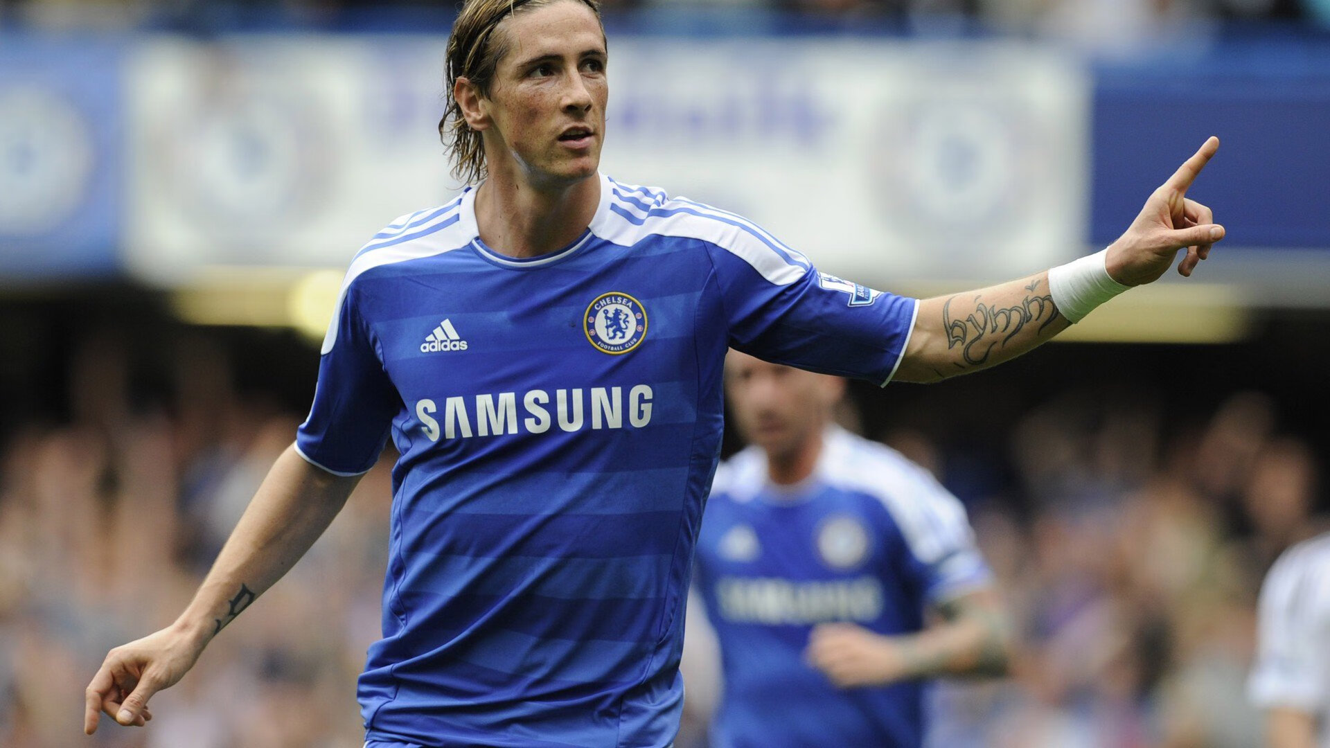 F1新赛季揭幕战焦点战，新疆队节奏掌控开拓者