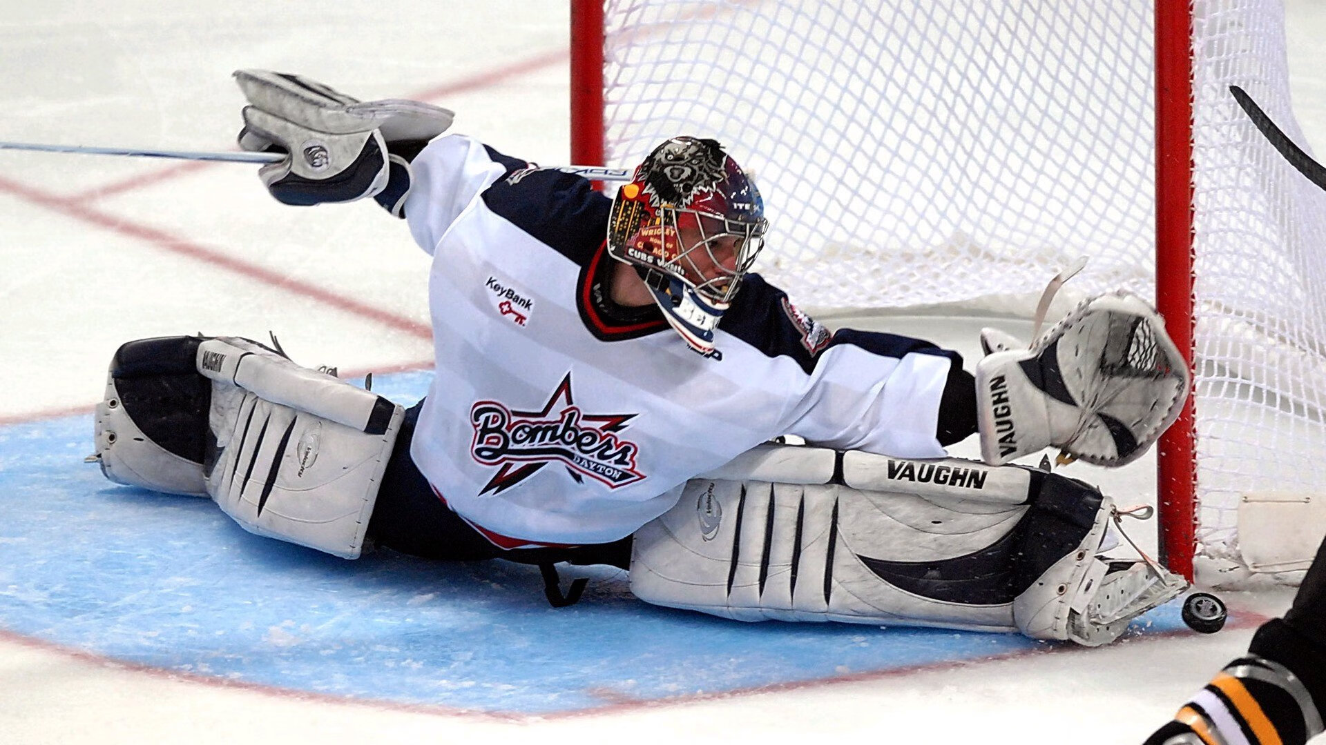 当突尼斯蓝遇上秘鲁白，一场没有库尔图瓦的战争，与一场属于所有人的满分