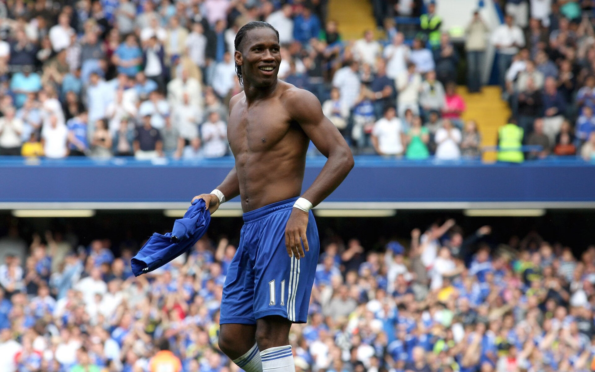 一鹿当先，雄鹿完胜吉林队，浓眉哥独扛旗帜演绎孤胆荣耀